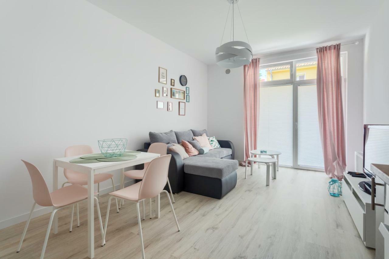 Apartament Kolorowy Przy Plazy Гижицко Экстерьер фото
