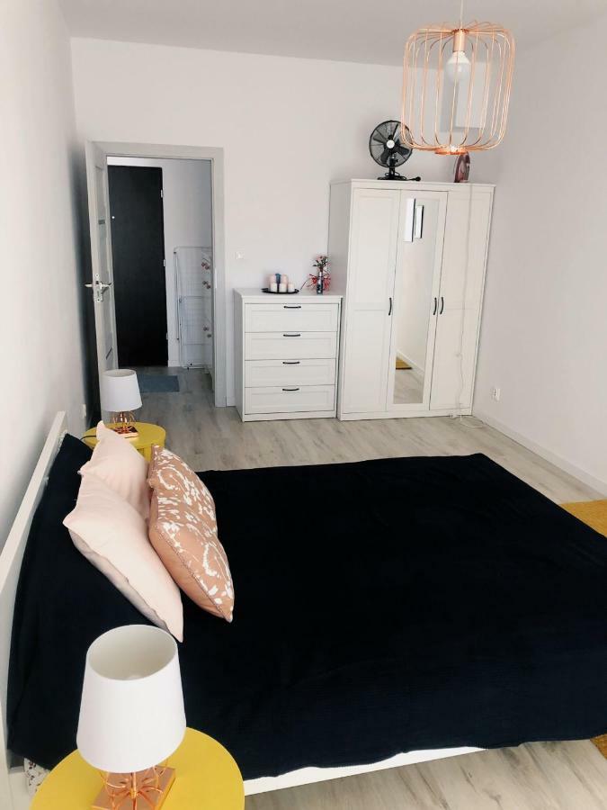 Apartament Kolorowy Przy Plazy Гижицко Экстерьер фото